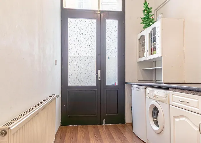 Comfortable 1br In Perfect Location Apartment *