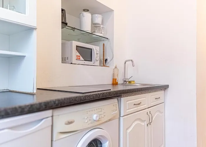 Apartment Comfortable 1br In Perfect Location *